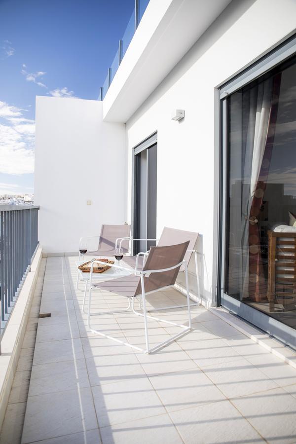 B04 - Luxury 2 Bed W Terrace Pool Lägenhet Lagos Exteriör bild