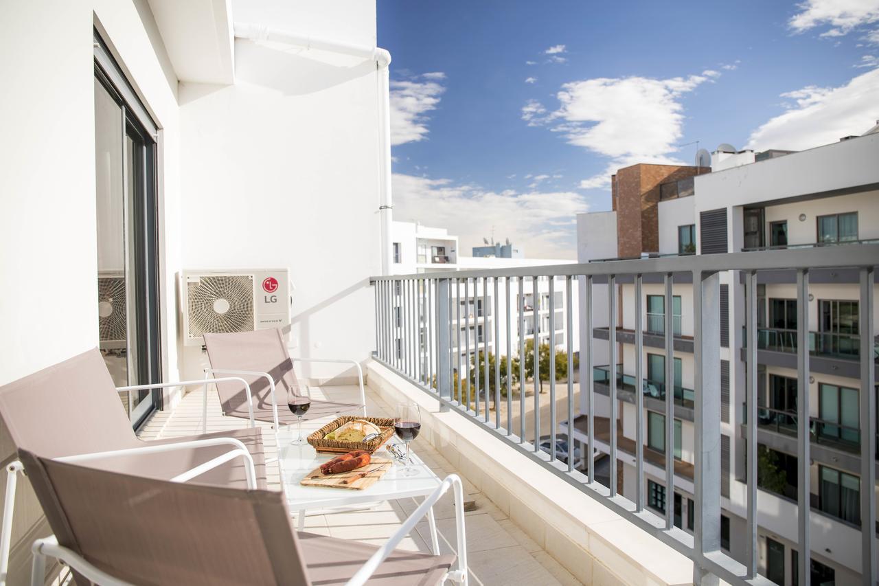 B04 - Luxury 2 Bed W Terrace Pool Lägenhet Lagos Exteriör bild